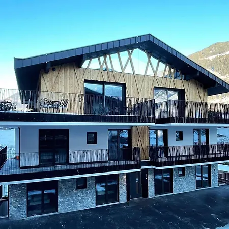 Vakantiehuis In Zillertal Near Slopes & Whirlpool Aschau Im Zillertal