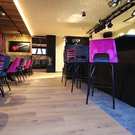 In Zillertal Near Slopes & Whirlpool *