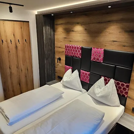 Casa vacanze In Zillertal Near Slopes & Whirlpool Aschau Im Zillertal